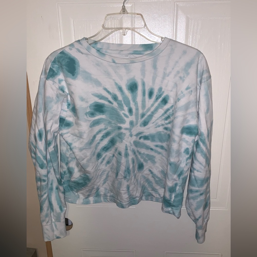 crewneck